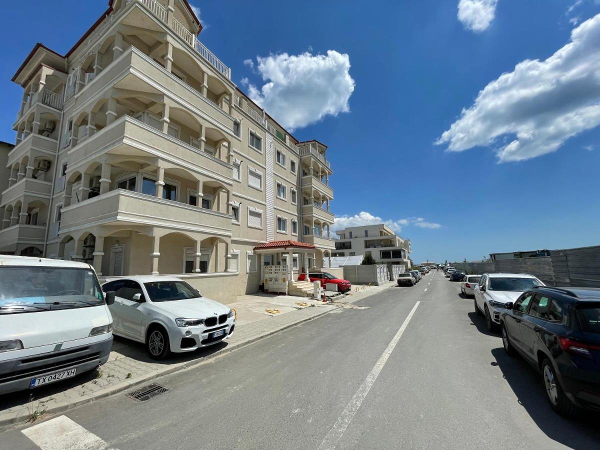 Ammi Residence - Mamaia Nord Năvodari Екстериор снимка